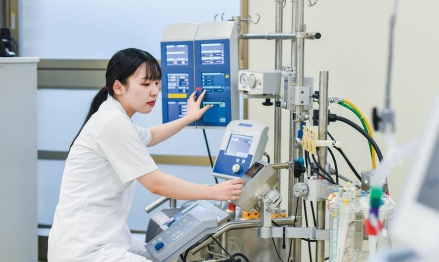 健康メディカル学部