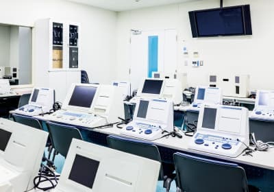 言語聴覚学科 検査室